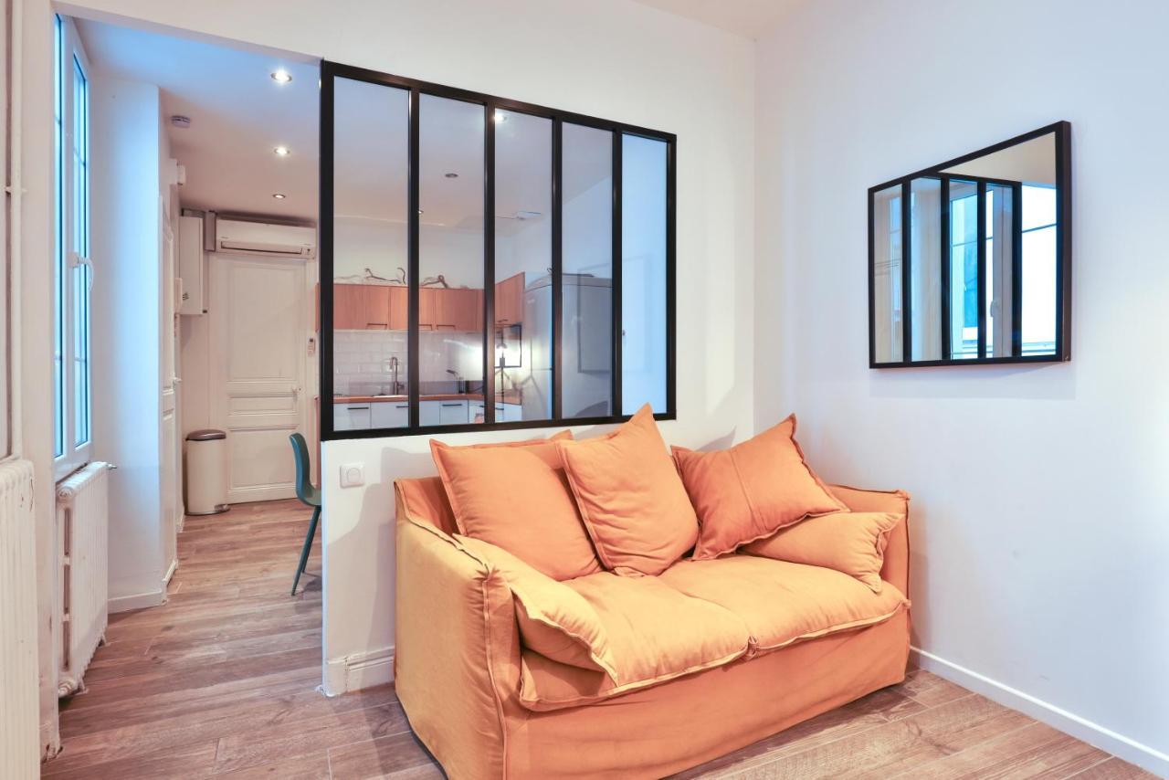 Fully Equipped, Ac & Central As Can Be Apartment Nice Luaran gambar